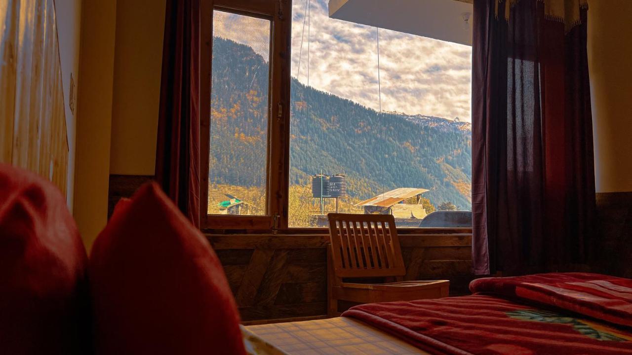 Хостел Yolo Backpackers - Manali Экстерьер фото